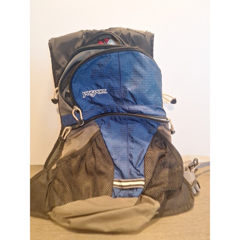 Jansport Tk04 Nalgene Hydration Backpack